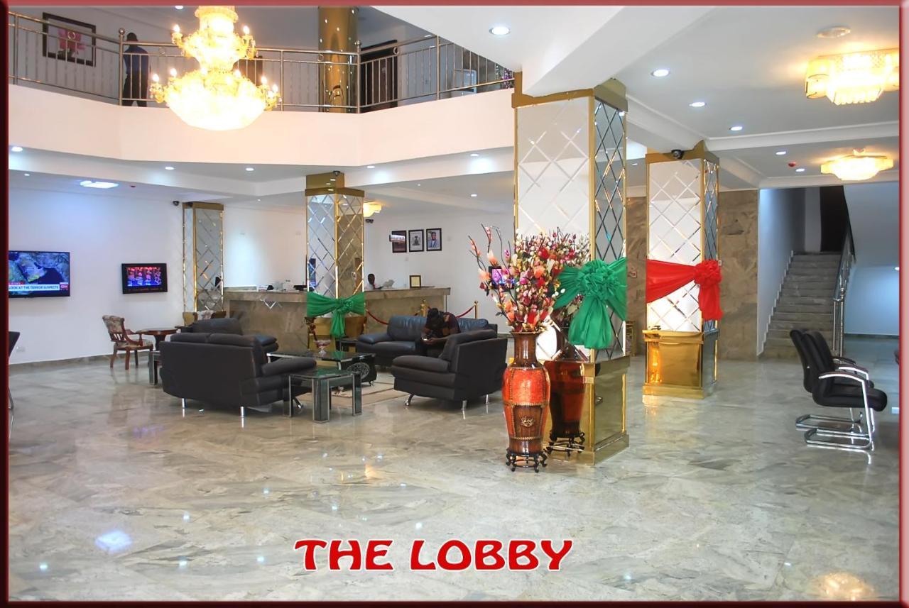 Immaculate Royal Int'L Hotel Оверри Экстерьер фото
